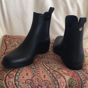 Sam Edelman Tinsley Chelsea Rain Boot size 9